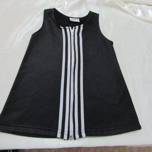 Little Girls dress no tags -Oodles